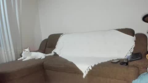 Issabelle online show from 11-06-25, 06:25