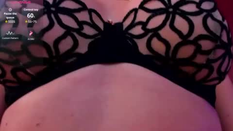 Issabel online show from 07-03-26, 12:22