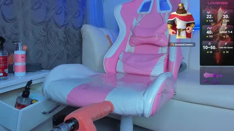 Snapshot of issac_james chatting on 01-19-25, 09:11 Issac online show from 01-19-25, 09:11