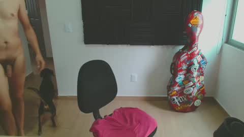 Snapshot of issatyre chatting on 12-21-24, 10:30 Satyre online show from 12-21-24, 10:30