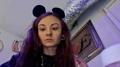 Snapshot of issyamazin667 chatting on 01-07-26, 03:03 Girlnextdoor online show from 01-07-26, 03:03