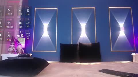 Isabelle online show from 12-14-24, 12:12