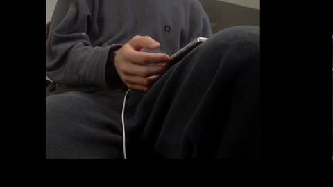 Snapshot of ital25usa chatting on 12-03-24, 12:35 ital25usa online show from 12-03-24, 12:35