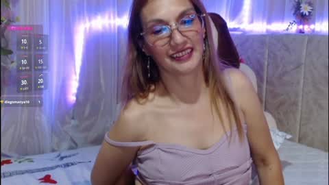 Itala Gomez online show from 12-13-24, 12:20