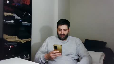 Snapshot of italianboybcn chatting on 01-15-25, 08:30 italianboybcn online show from 01-15-25, 08:30