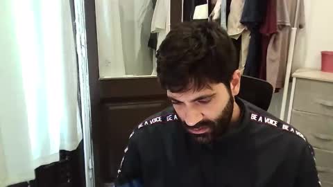 italianboybcn online show from 11-01-25, 09:44