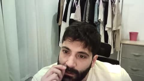 Snapshot of italianboybcn chatting on 01-09-26, 06:38 italianboybcn online show from 01-09-26, 06:38