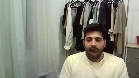 Snapshot of italianboybcn chatting on 01-14-26, 06:52 italianboybcn online show from 01-14-26, 06:52