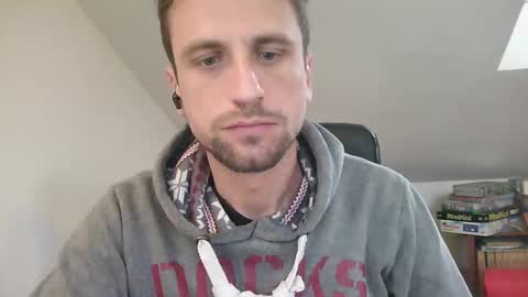 Snapshot of italiano116116 chatting on 03-09-25, 08:40 italiano116116 online show from 03-09-25, 08:40