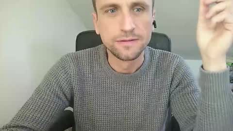 italiano116116 online show from 03-23-26, 09:13