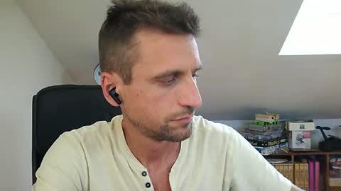 Snapshot of italiano116116 chatting on 06-25-26, 12:42 italiano116116 online show from 06-25-26, 12:42