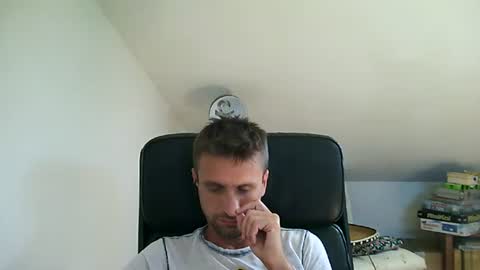 Snapshot of italiano116116 chatting on 07-03-26, 02:45 italiano116116 online show from 07-03-26, 02:45
