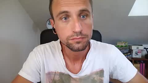 Snapshot of italiano116116 chatting on 07-29-26, 08:56 italiano116116 online show from 07-29-26, 08:56