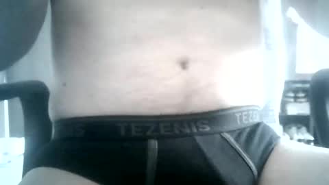 Snapshot of italianslavexoxo chatting on 06-02-26, 07:10 S online show from 06-02-26, 07:10