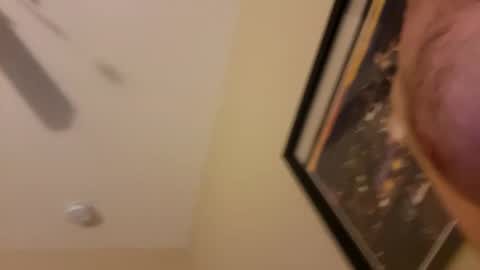 Snapshot of italianstudbull chatting on 01-09-25, 06:26 Rocky C. online show from 01-09-25, 06:26