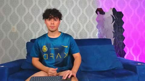 Ithan and Friends online show from 02-11-25, 10:39