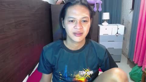 Snapshot of its_asiandave chatting on 12-04-24, 07:45 DAVE online show from 12-04-24, 07:45