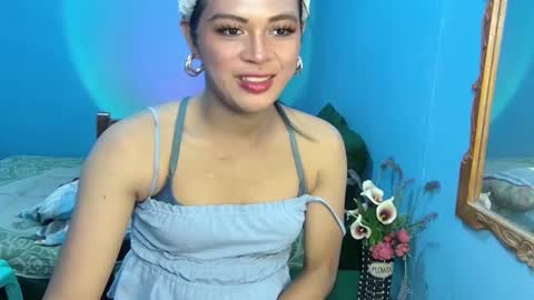 Snapshot of its_asiandave chatting on 01-29-25, 10:37 DAVE online show from 01-29-25, 10:37