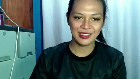 Snapshot of its_asiandave chatting on 02-22-25, 10:40 DAVE online show from 02-22-25, 10:40