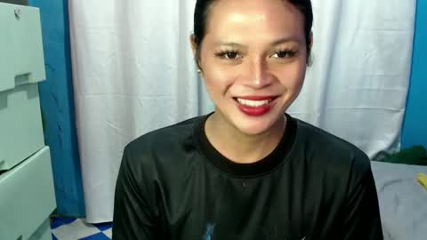 Snapshot of its_asiandave chatting on 03-12-25, 12:36 DAVE online show from 03-12-25, 12:36