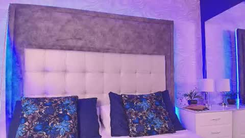 Snapshot of its_bibi chatting on 02-06-26, 01:54 its_bibi online show from 02-06-26, 01:54