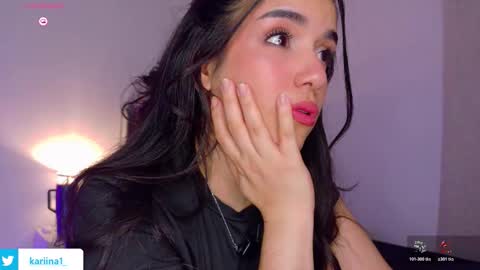 Snapshot of its_bunnyy chatting on 11-27-25, 11:29 K A R I online show from 11-27-25, 11:29