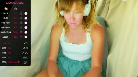 Lily online show from 09-23-25, 02:03