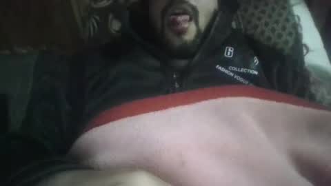 Snapshot of its_me_2323 chatting on 02-20-25, 07:01 its_me_2323 online show from 02-20-25, 07:01