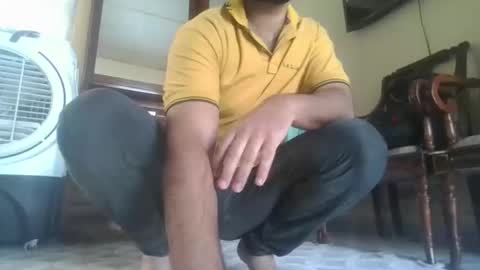 Snapshot of its_me_2323 chatting on 10-16-25, 03:29 its_me_2323 online show from 10-16-25, 03:29