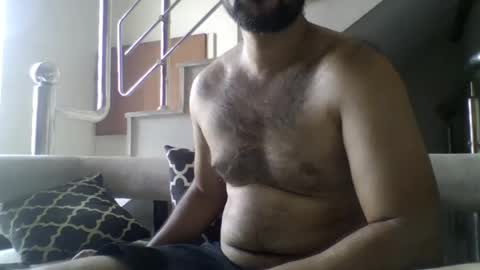 Snapshot of its_me_2323 chatting on 07-08-26, 05:34 its_me_2323 online show from 07-08-26, 05:34