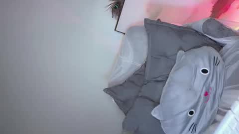 KellyPuth online show from 05-25-26, 07:25