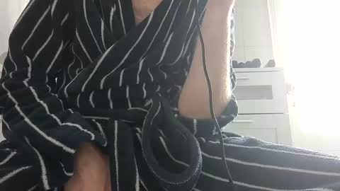 Snapshot of its_me_mave chatting on 02-19-25, 04:22 Dutch online show from 02-19-25, 04:22