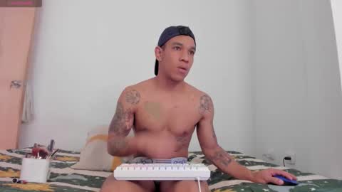 Miley hurtado online show from 11-02-25, 01:13