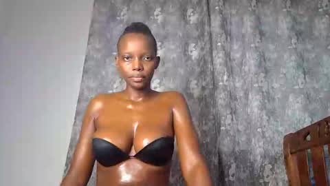 Snapshot of its_metney chatting on 05-24-26, 11:37 Metney online show from 05-24-26, 11:37