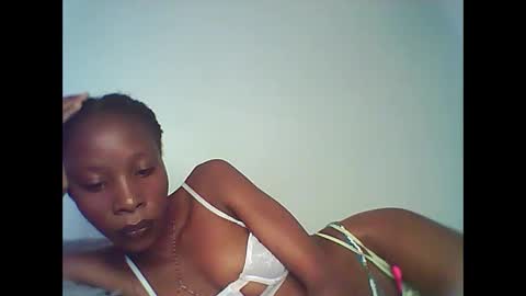 Snapshot of its_reen chatting on 10-21-25, 12:17 reen online show from 10-21-25, 12:17