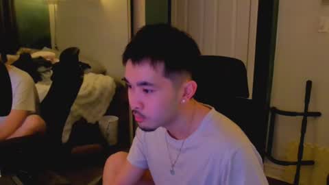 Snapshot of itsagoodboy69 chatting on 03-18-26, 09:45 asiancollegebro online show from 03-18-26, 09:45