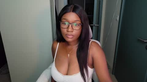 itsanna_b online show from 07-30-26, 01:26