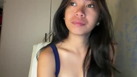 Candy online show from 04-21-26, 02:51