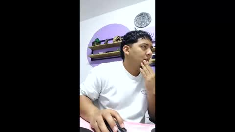 Snapshot of itsdavidx chatting on 03-21-26, 11:37 David online show from 03-21-26, 11:37