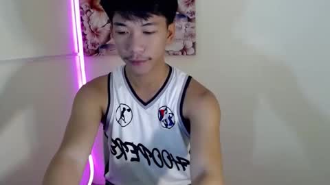 itsme_cxhennn online show from 10-23-25, 06:28