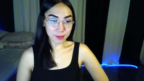 itsmehotqueen online show from 05-18-26, 02:29