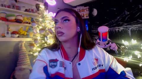 Nicki Foxx online show from 12-02-24, 10:45