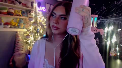 Nicki Foxx online show from 12-11-24, 11:21