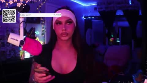 Nicki Foxx online show from 11-06-25, 01:39