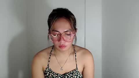 itsurgil_kloeh online show from 11-27-25, 04:36