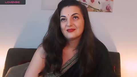 Snapshot of itsyourlady chatting on 12-07-24, 12:35 Melissa Khaan online show from 12-07-24, 12:35