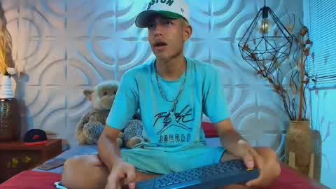 itszairen online show from 03-25-26, 03:56