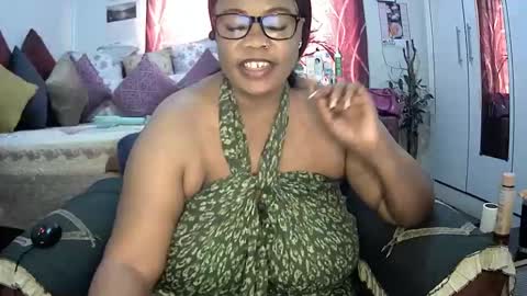 itumeleng74 online show from 02-11-25, 01:51