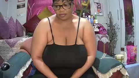 itumeleng74 online show from 09-12-25, 06:02