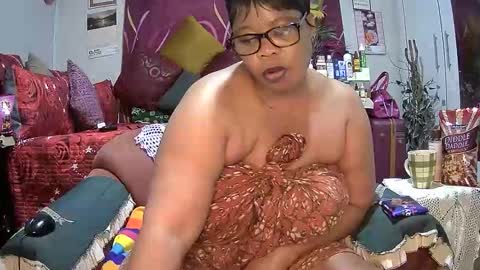 itumeleng74 online show from 09-29-25, 05:56